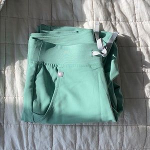 Brand New Figs Jogger scrub pants